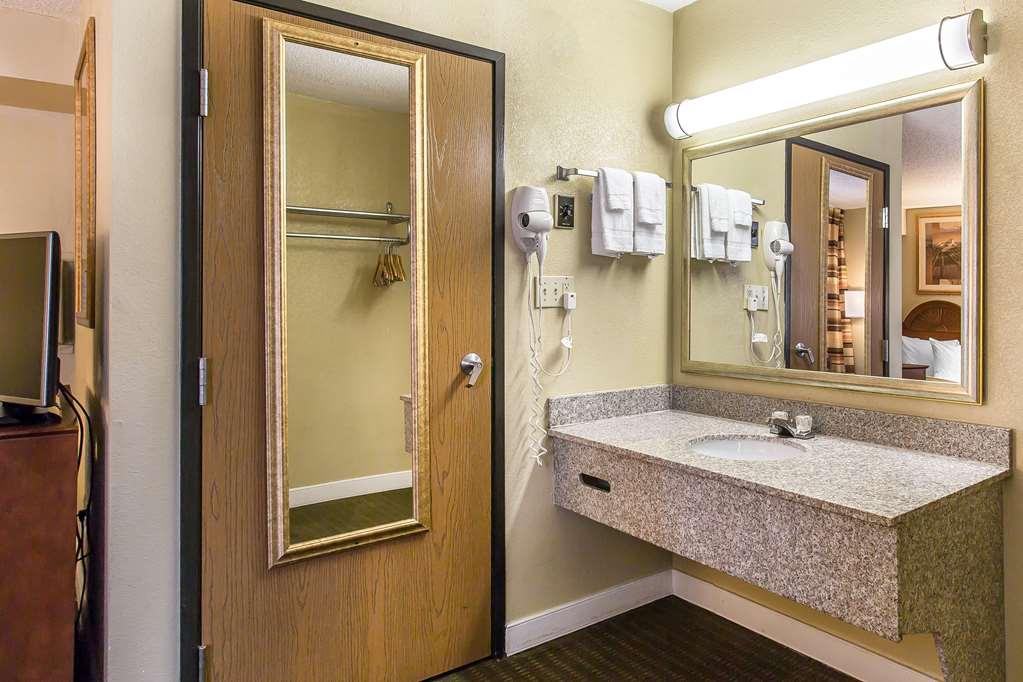 Rodeway Inn Lawton Δωμάτιο φωτογραφία