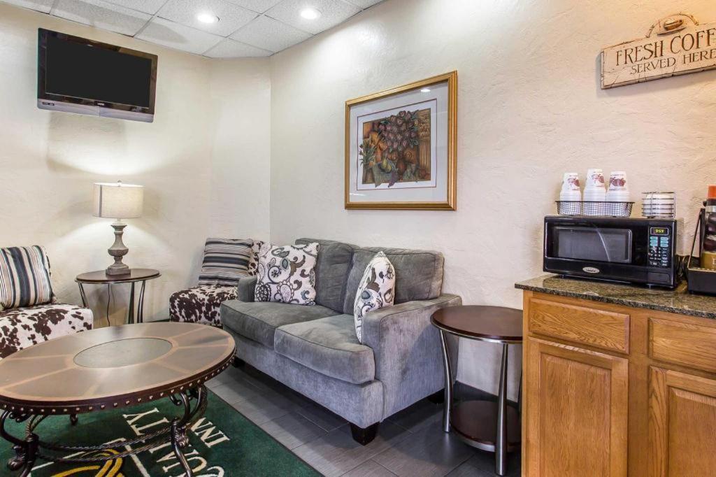 Rodeway Inn Lawton Εξωτερικό φωτογραφία