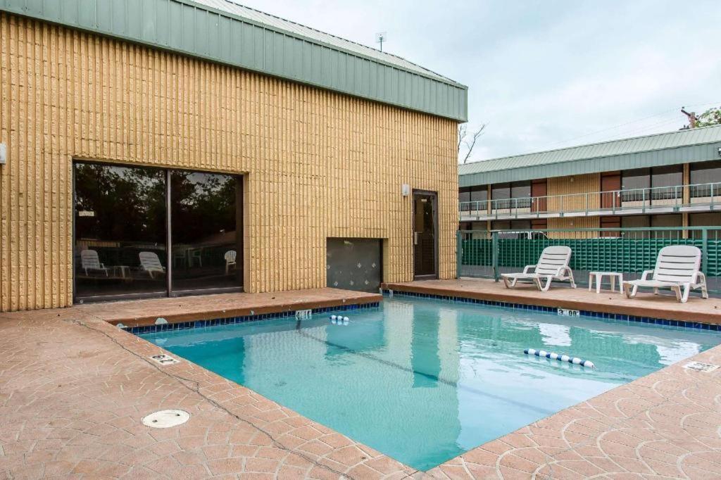 Rodeway Inn Lawton Εξωτερικό φωτογραφία