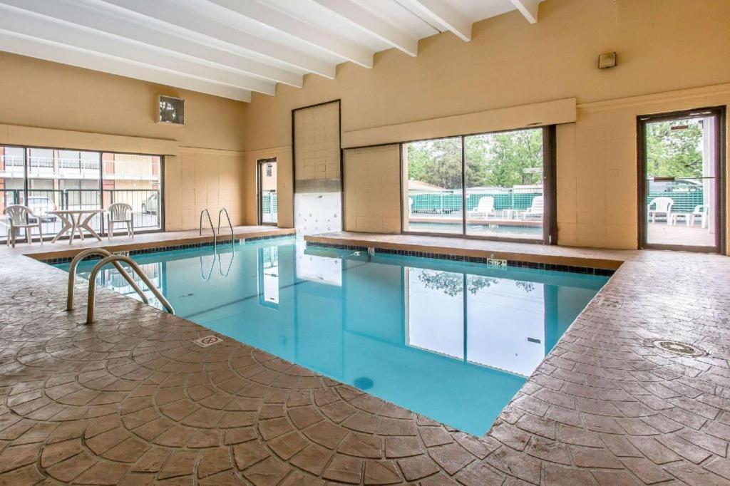 Rodeway Inn Lawton Εξωτερικό φωτογραφία